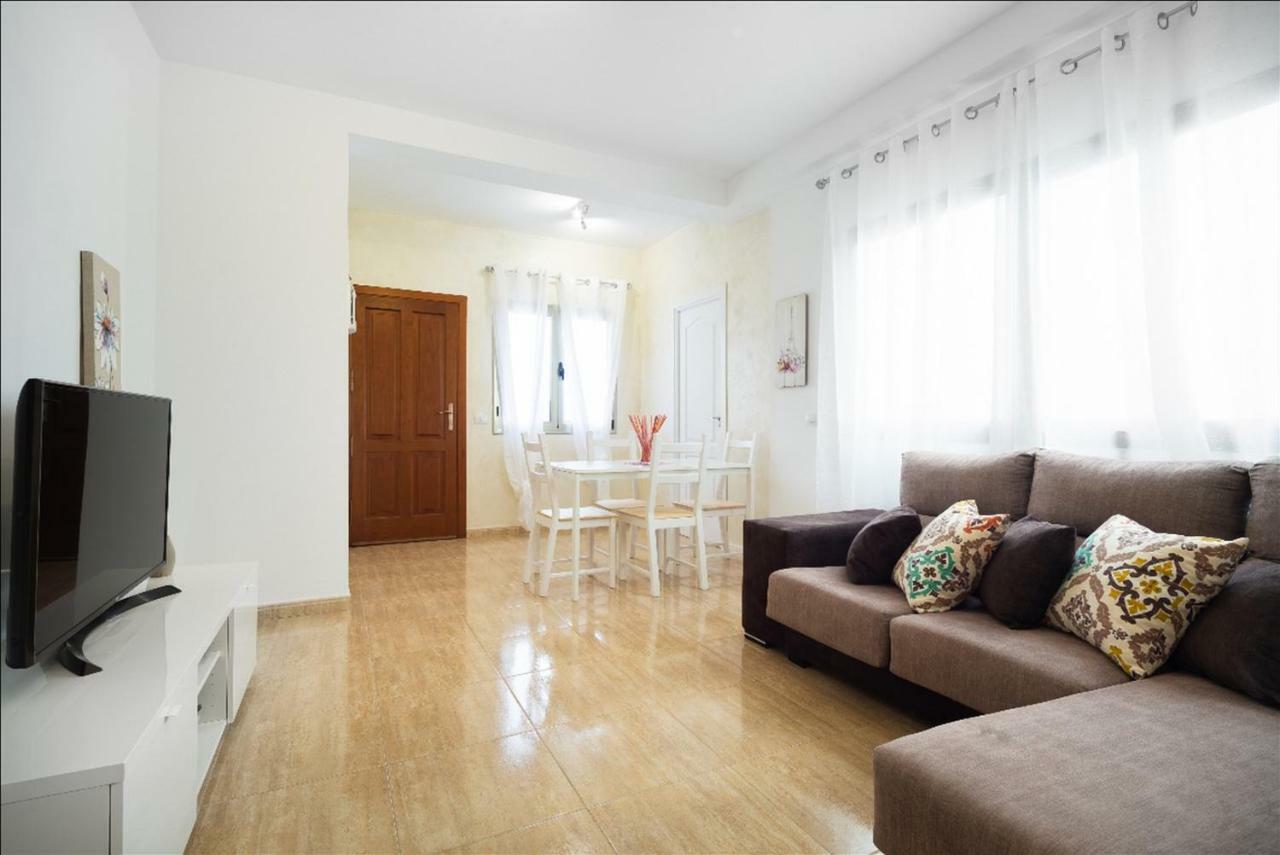 Canary House Gold เบซินดาริโอ ภายนอก รูปภาพ